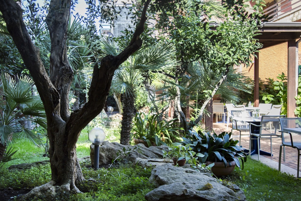 Hotel Villa Margherita 42/70
