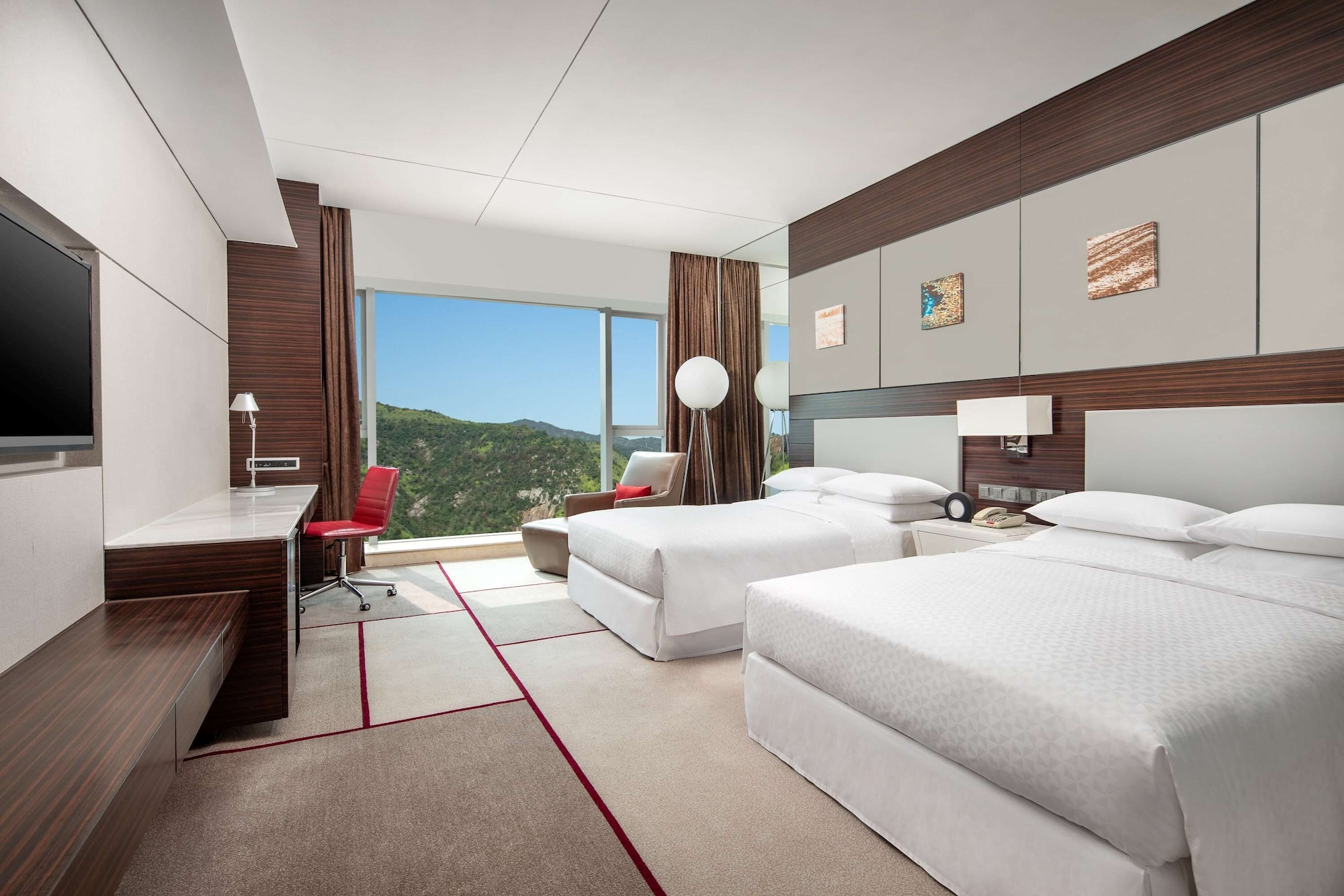 Superior, Twin Beds