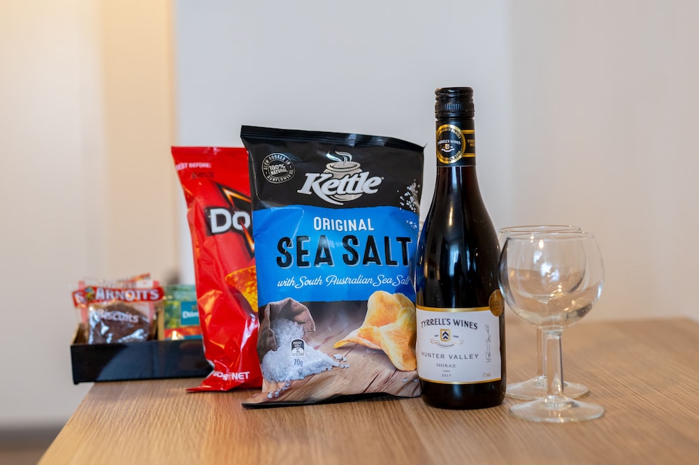 MERCURE CHARLESTOWN 23/50