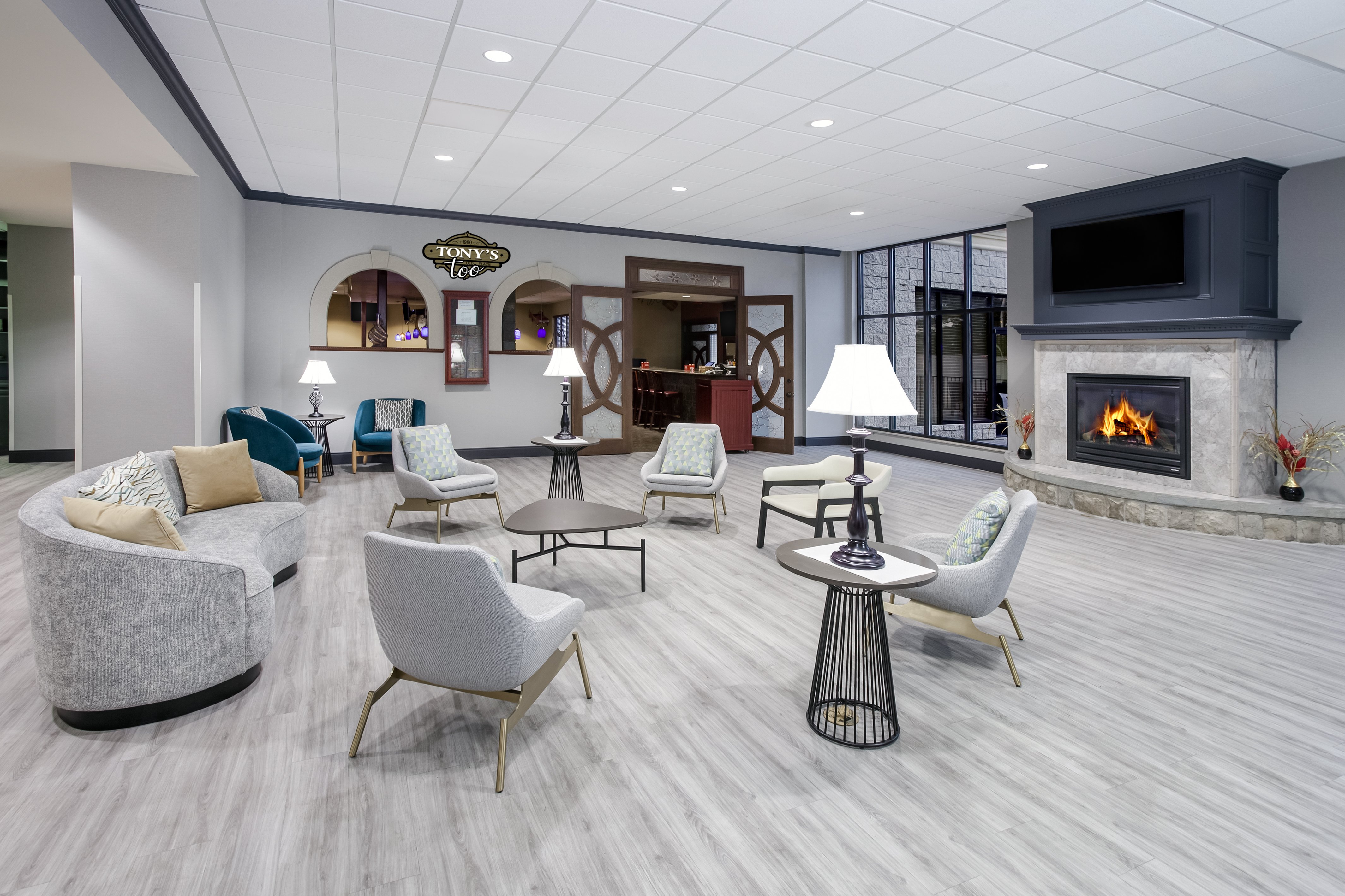 Holiday Inn Quincy, an IHG Hotel 50/75