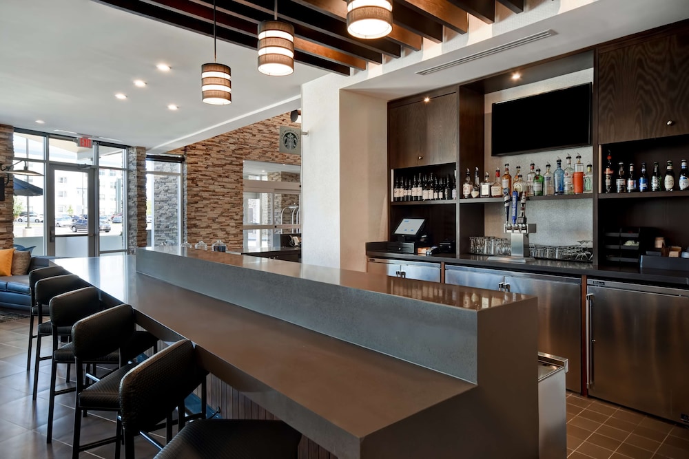 Hyatt Place Huntsville 36/53
