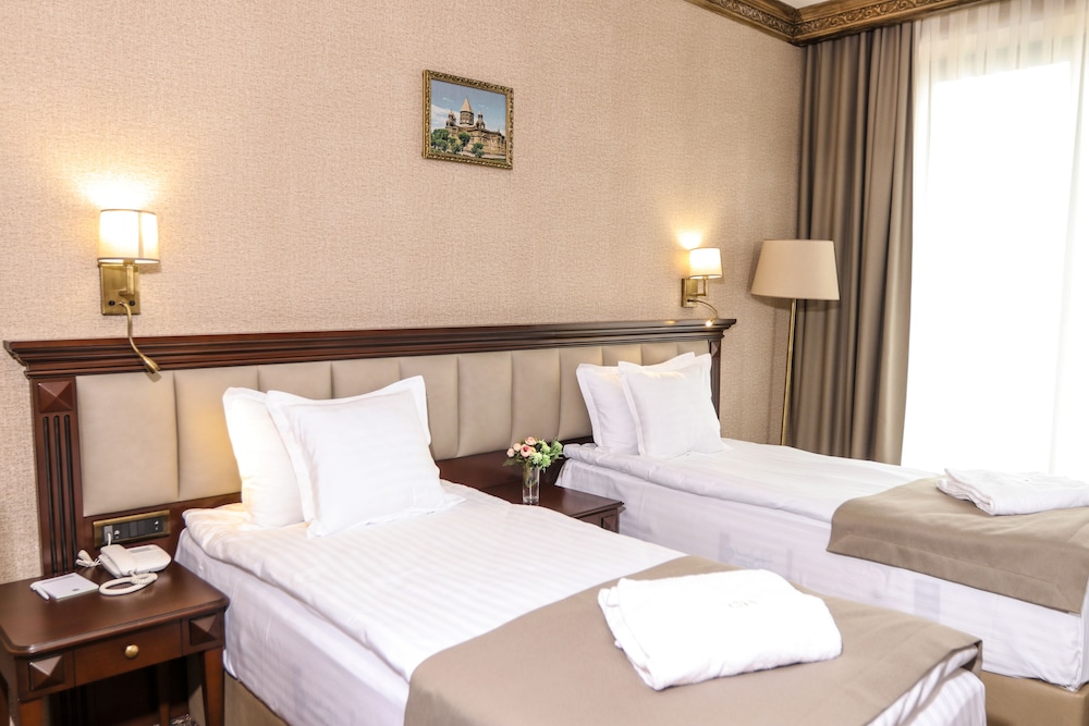 Konyak Hotel 16/62