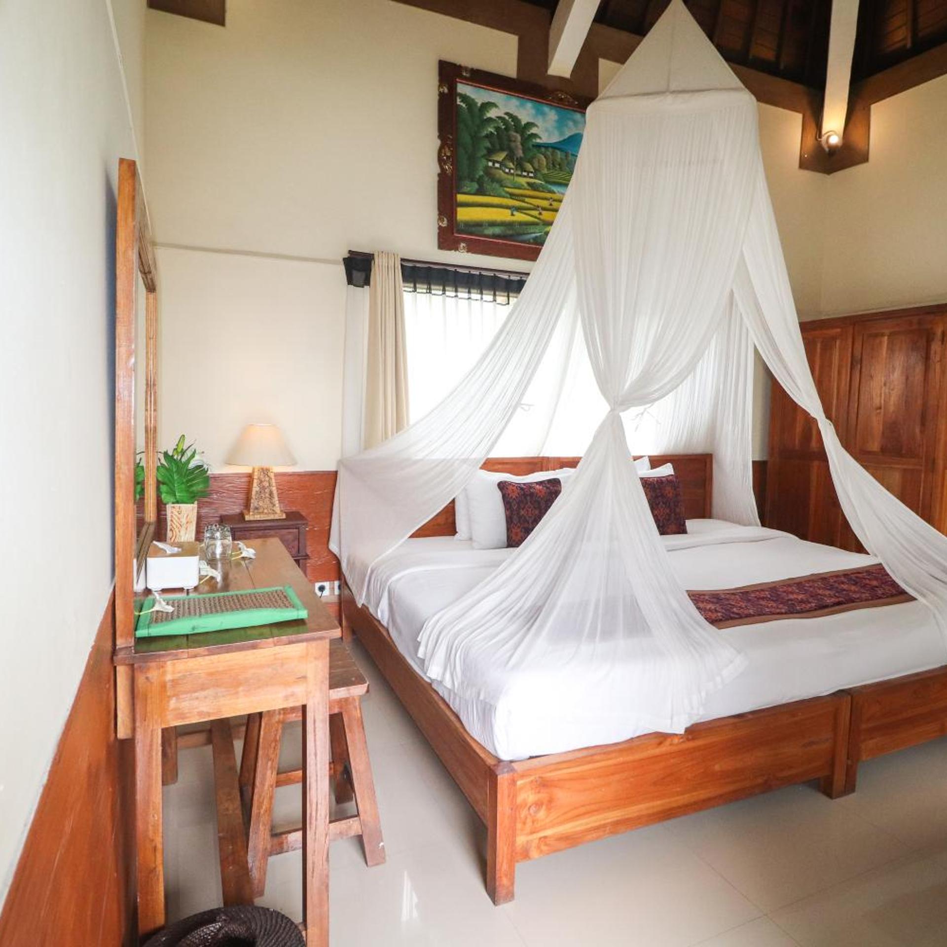 فيلا ديلوكس بسرير كينج بإطلالة على الحديقة، Villa Jj And Spa Ubud 4/10