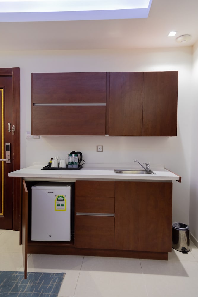 Carawan Hotel Jeddah 6/70