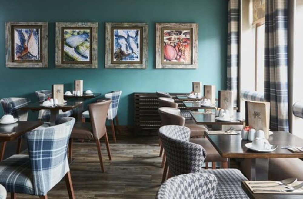 The Ranald Hotel 40/41