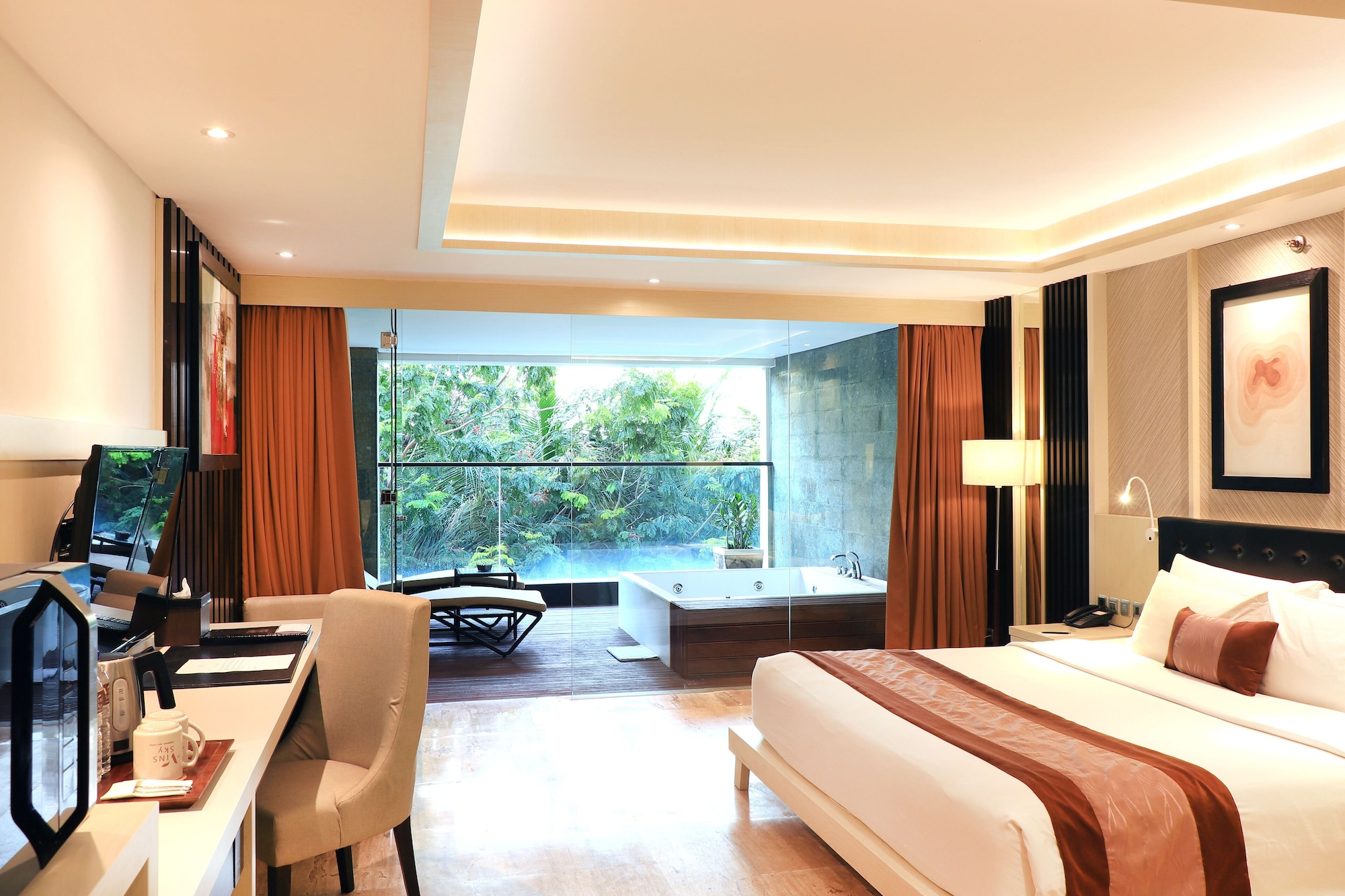 Whirlpool Suite