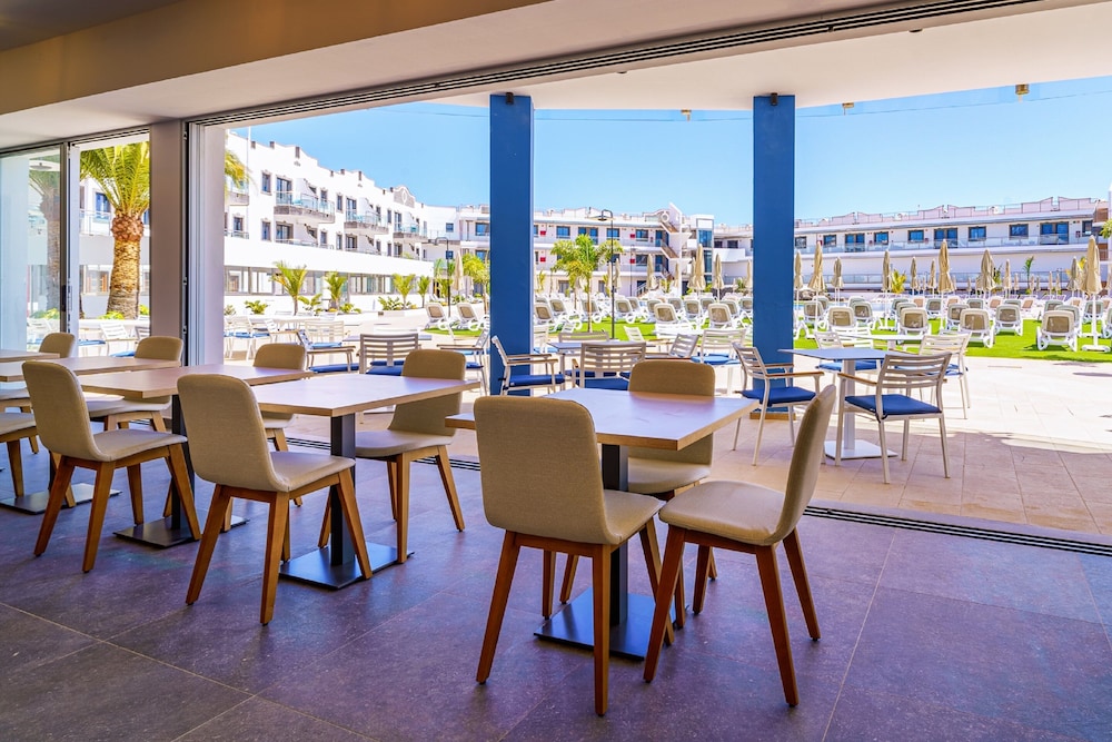 Hotel Cordial Marina Blanca 29/41