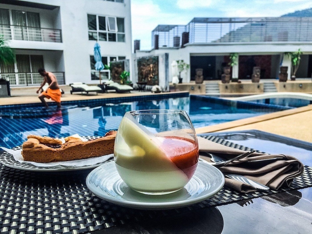 Oceanview Treasure Hotel & Residence 42/58