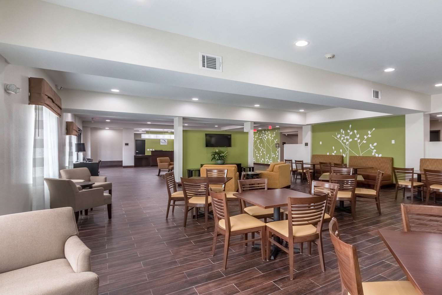 Sleep Inn and Suites College Station Area 35/46