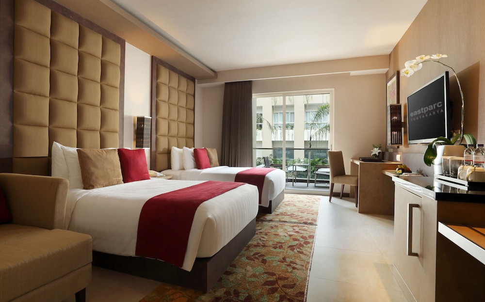 Eastparc Yogyakarta 15/50