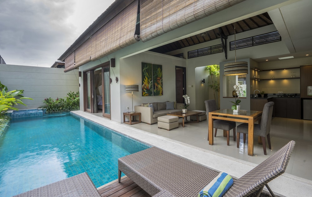 PRADHA VILLAS SEMINYAK photo4