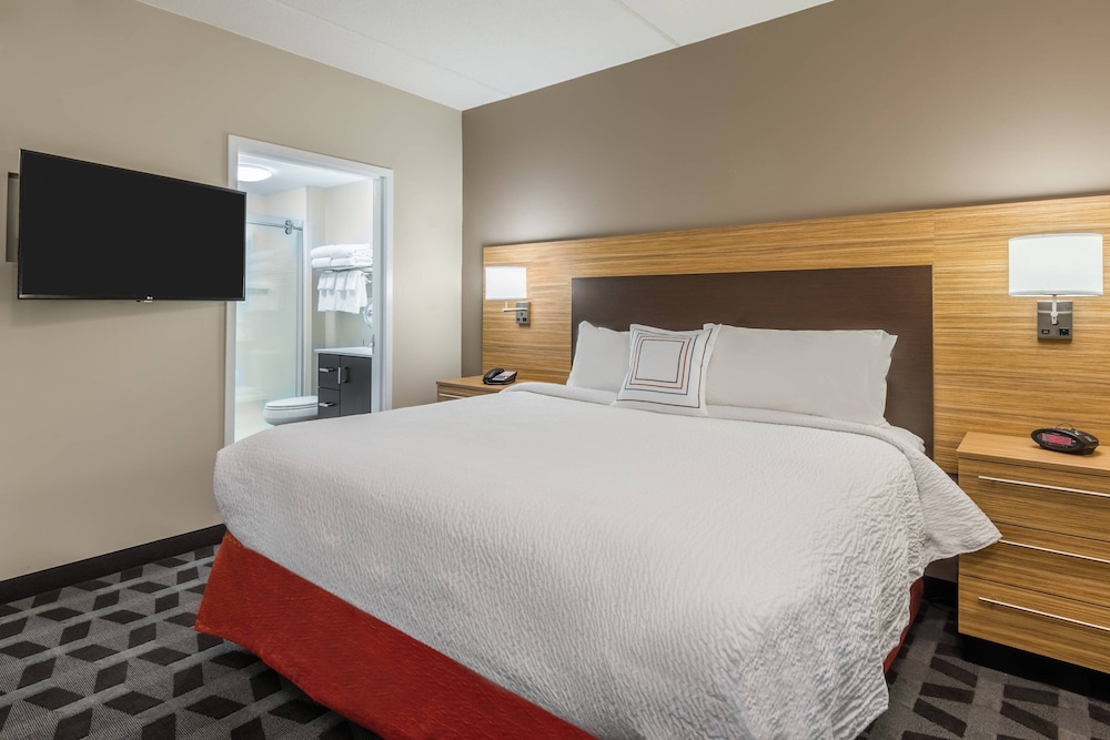 TOWNEPLACE SUITES LATHAM ALBANY AIRPORT 20/62
