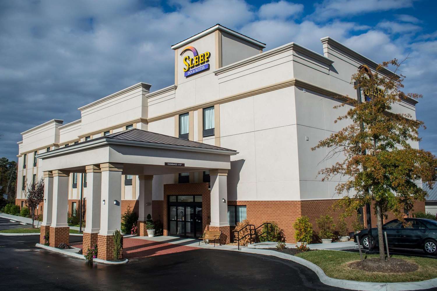 Sleep Inn & Suites Harbour Pointe VA 3/20