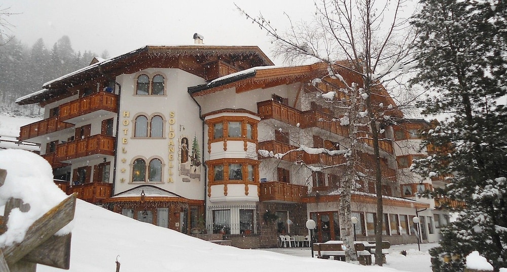 Hotel La Soldanella 2/32
