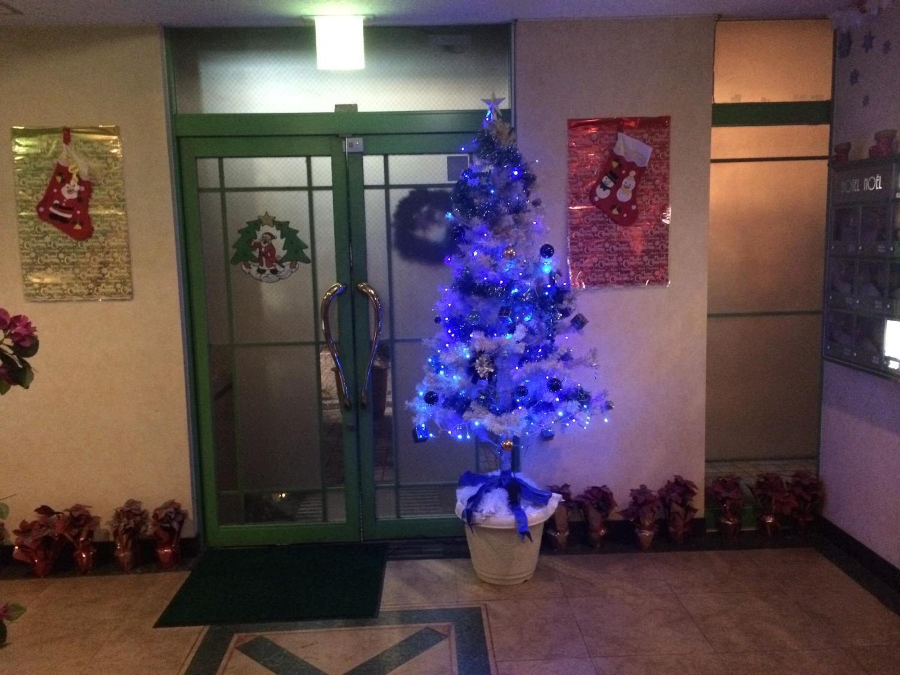 Hotel Noel 9/41