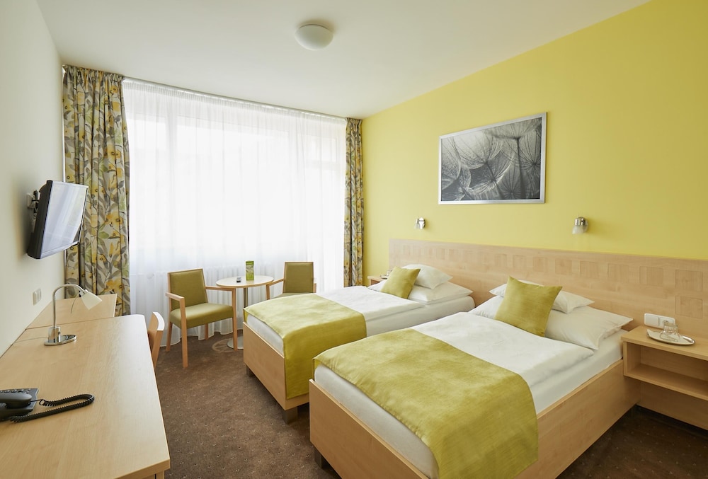 Hotel Behounek 30/77