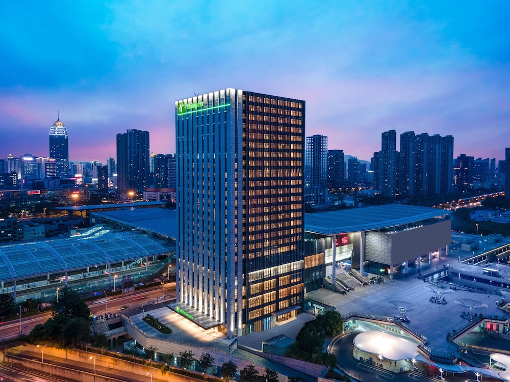 Holiday Inn Wuxi Central Station 17/56