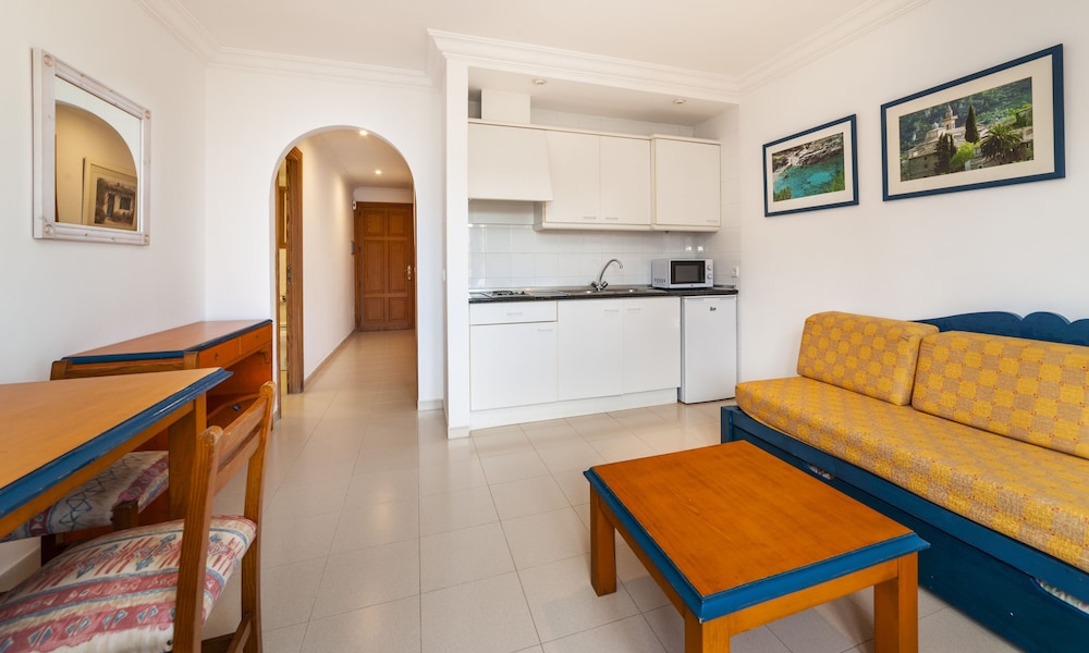 Charlys Apartamentos 13/28