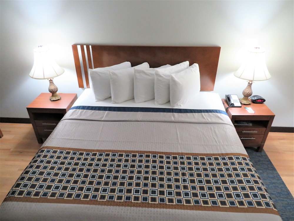 The Smart Stay Inn 18/42