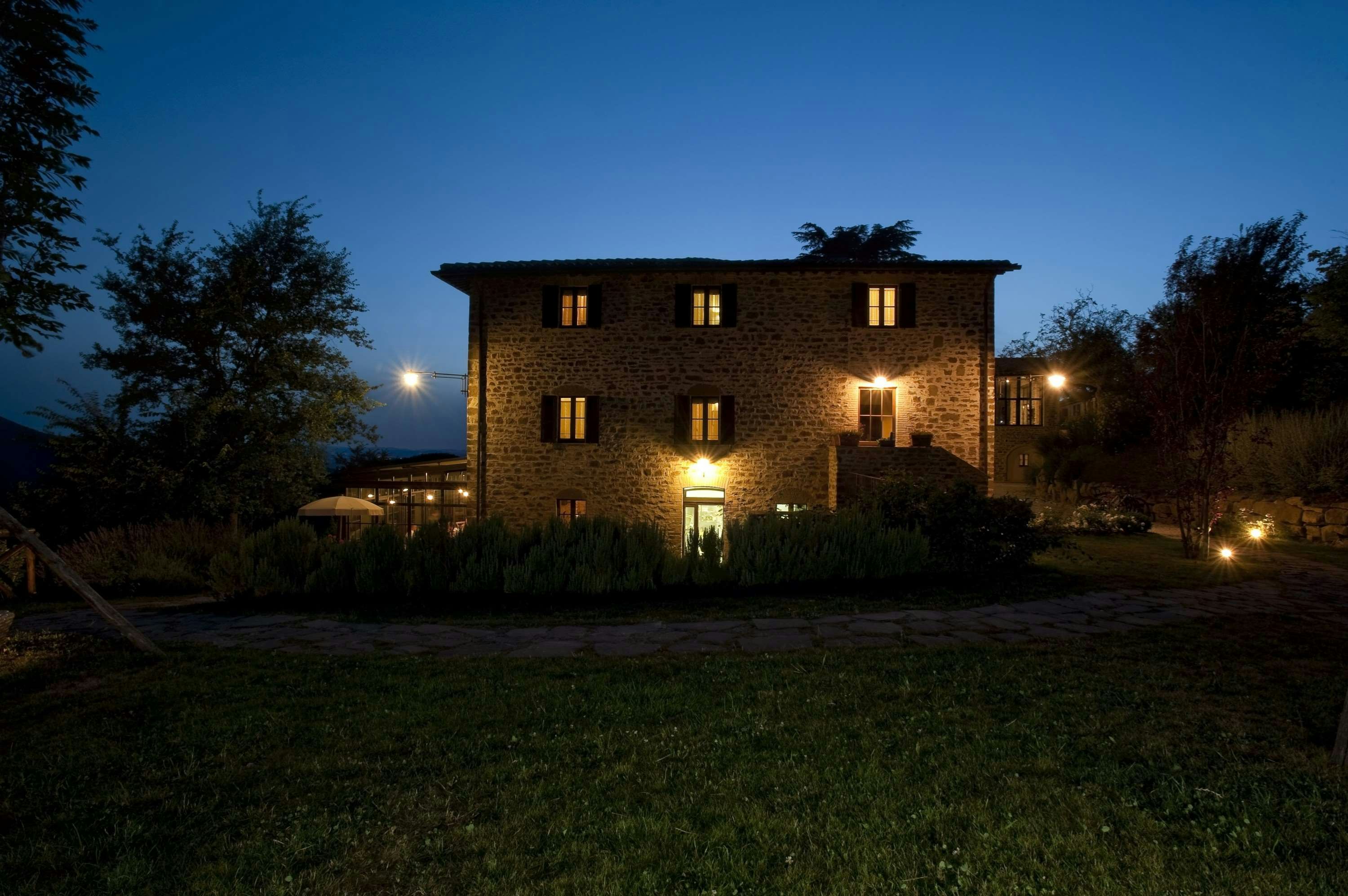 La Tavola Dei Cavalieri & Il Borgo 6/60