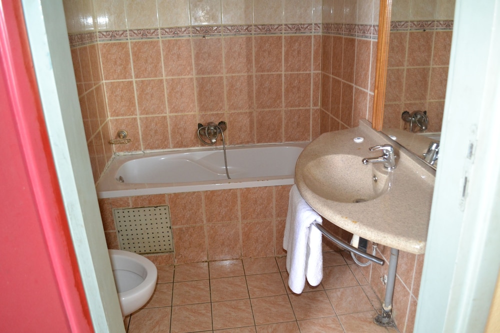 Hotel Akena City 23/26