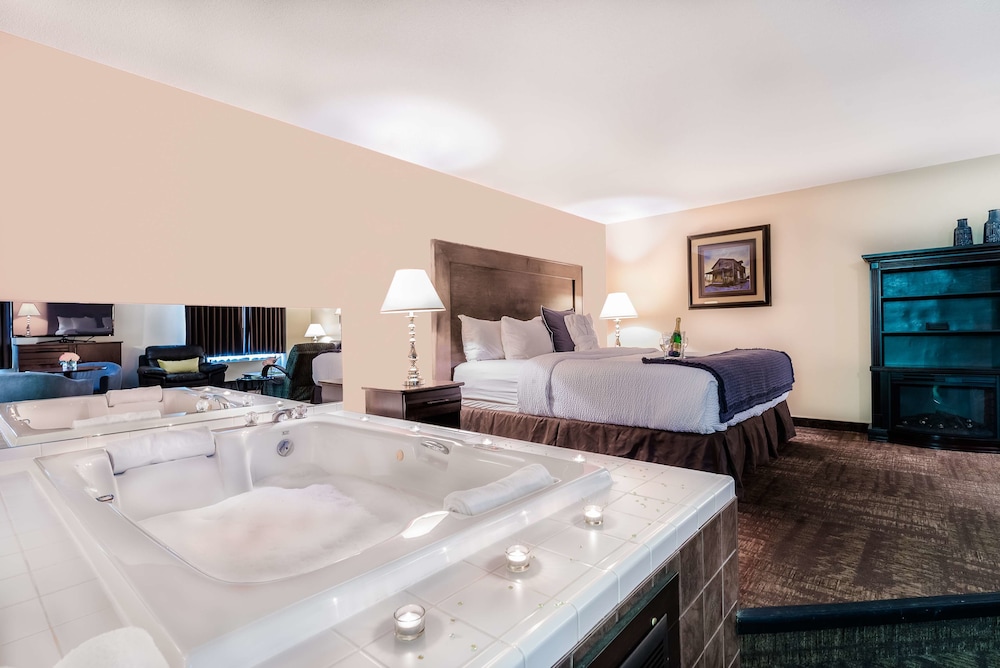 Coast Swift Current Hotel 25/65