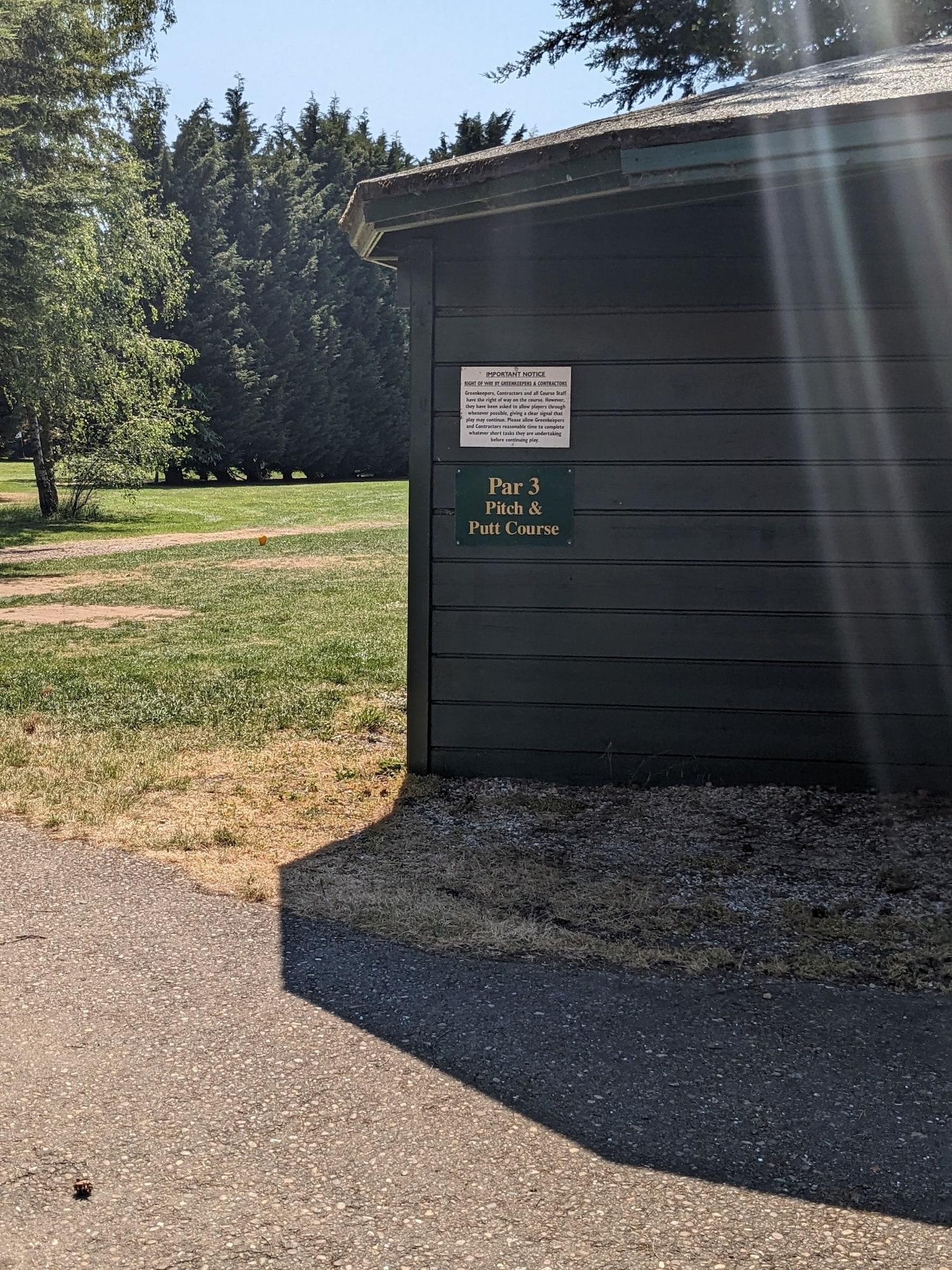 Lakeside Lodge Golf Centre 35/39