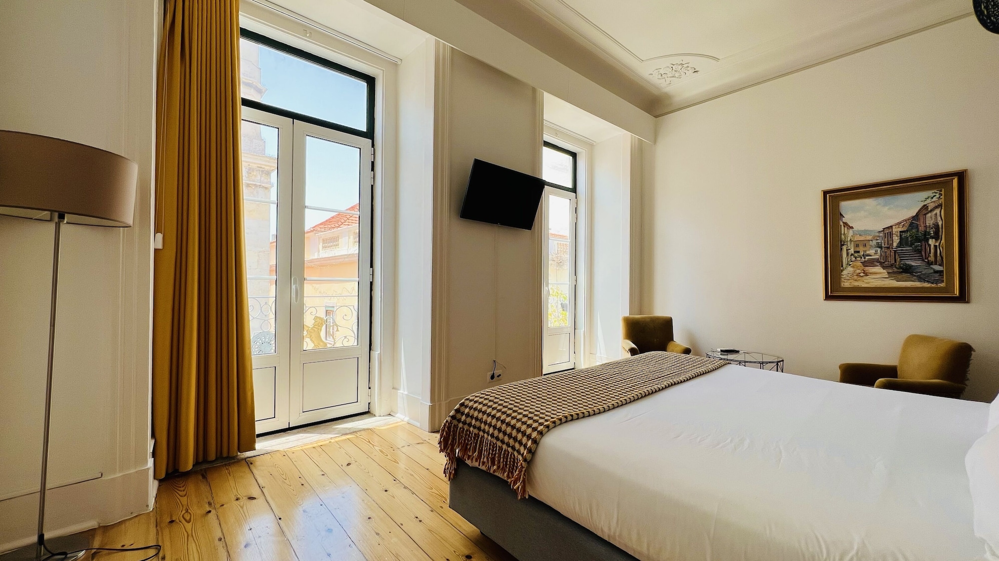 SUPERIOR, DOUBLE BED