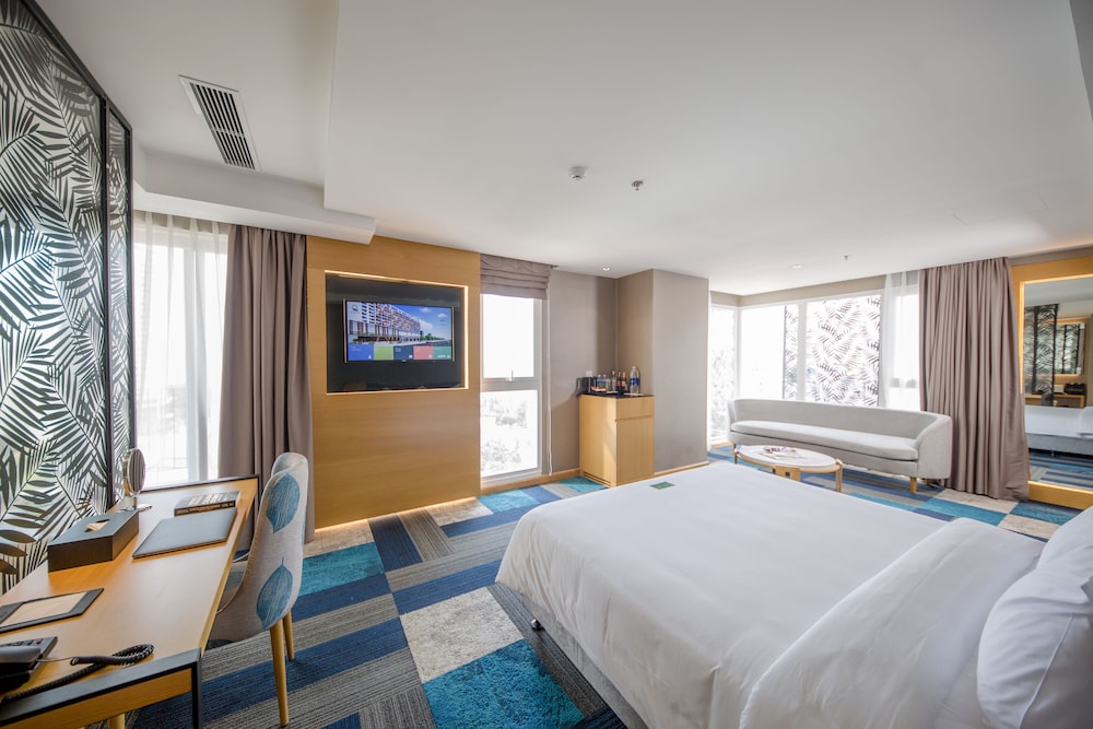 CLUB, SUITE, DOUBLE BED
