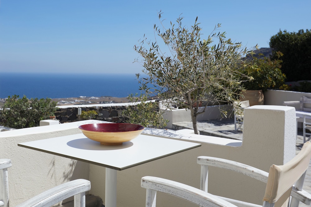 Anchor Suites 42/56