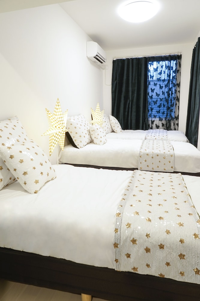 Blue Empire Hotel 23/34
