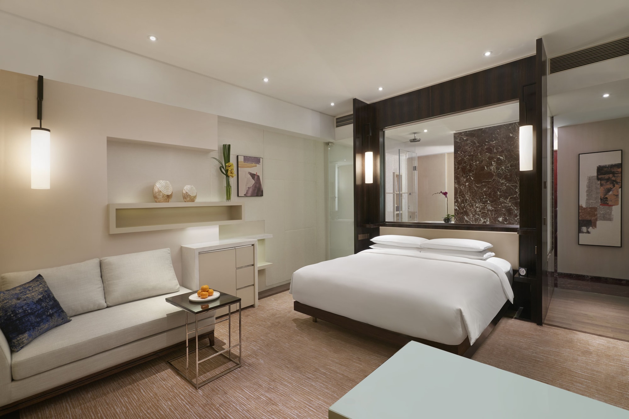STANDARD, KING BED