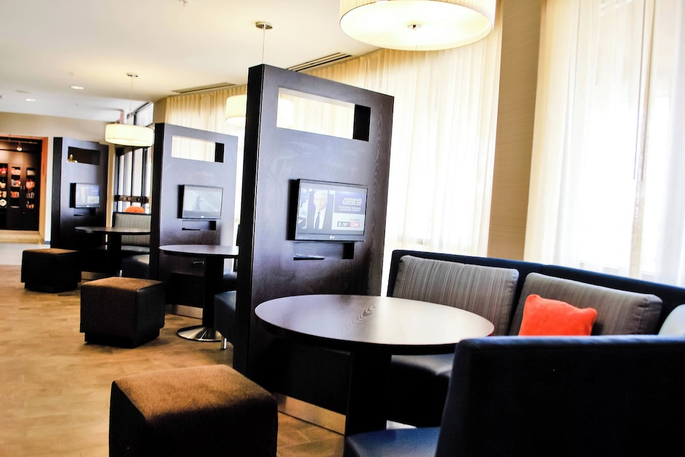 Courtyard by Marriott Salina 24/39
