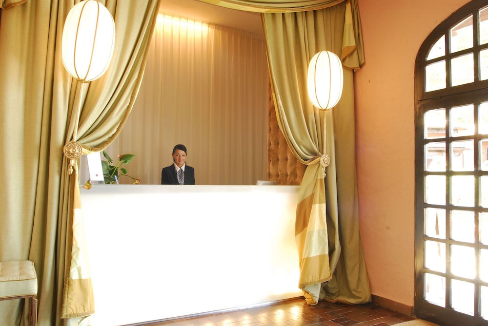 Lobby at Resort Le Picchiaie, Portoferraio