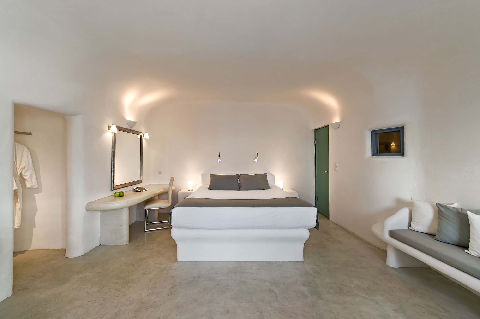 INFINITY, SUITE, PRIVATE POOL
