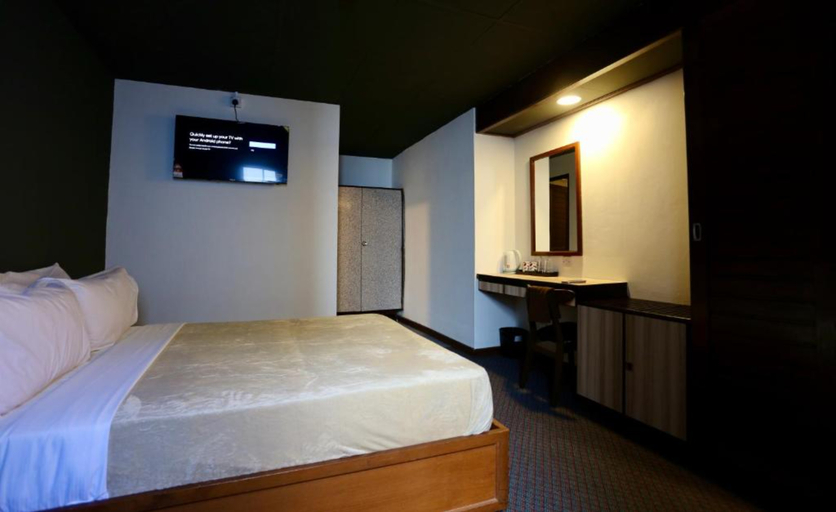 Fata Hotel By Project Borneo 2/11