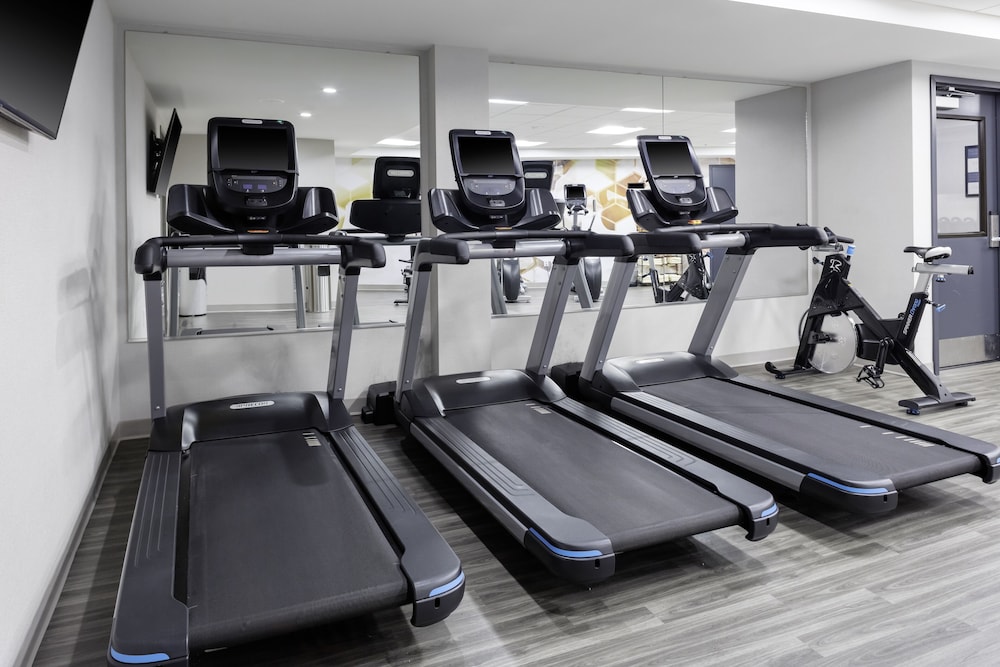 Hyatt Place Charlotte/University 6/24