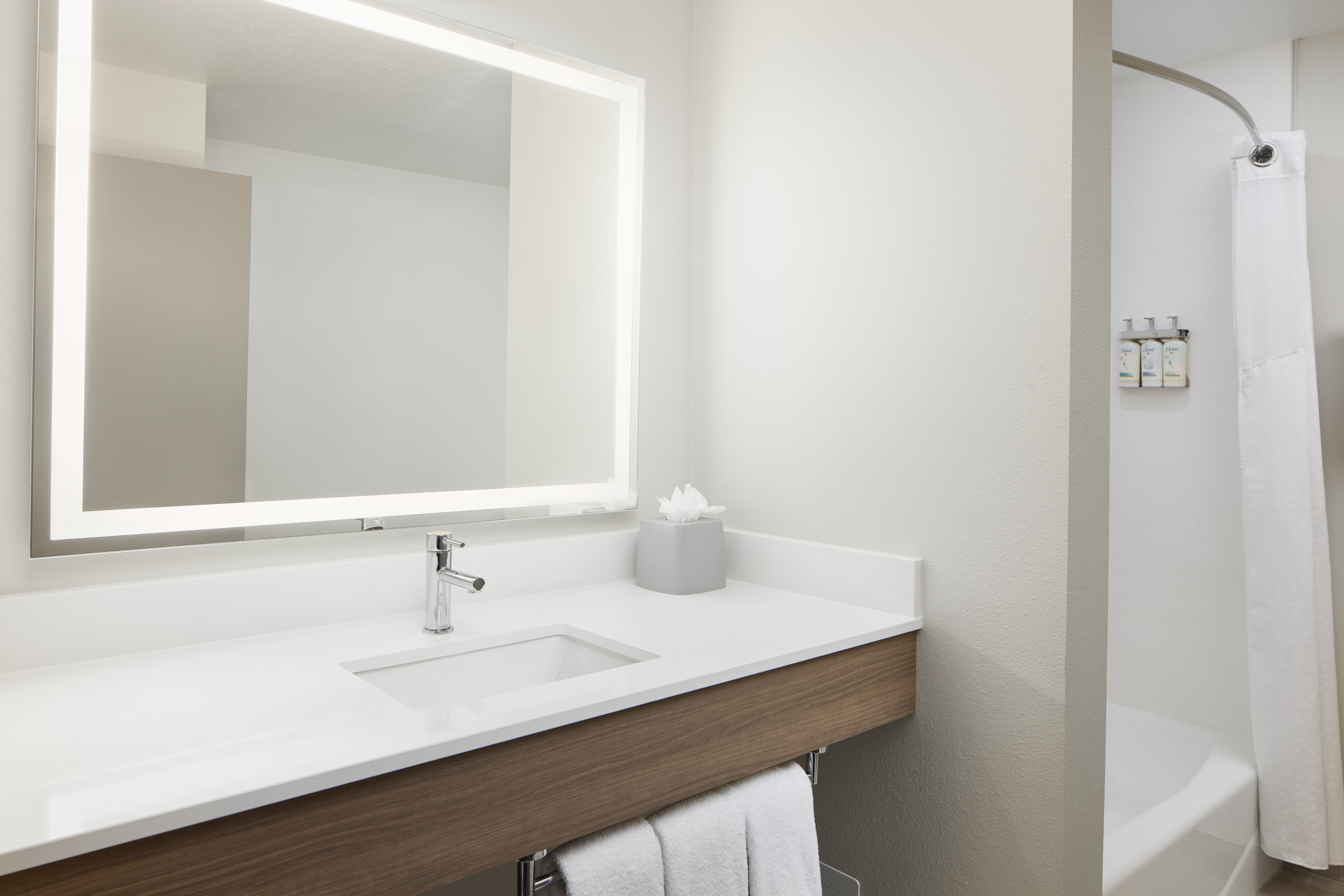 Holiday Inn Express and Suites Port St. Lucie West 50/50