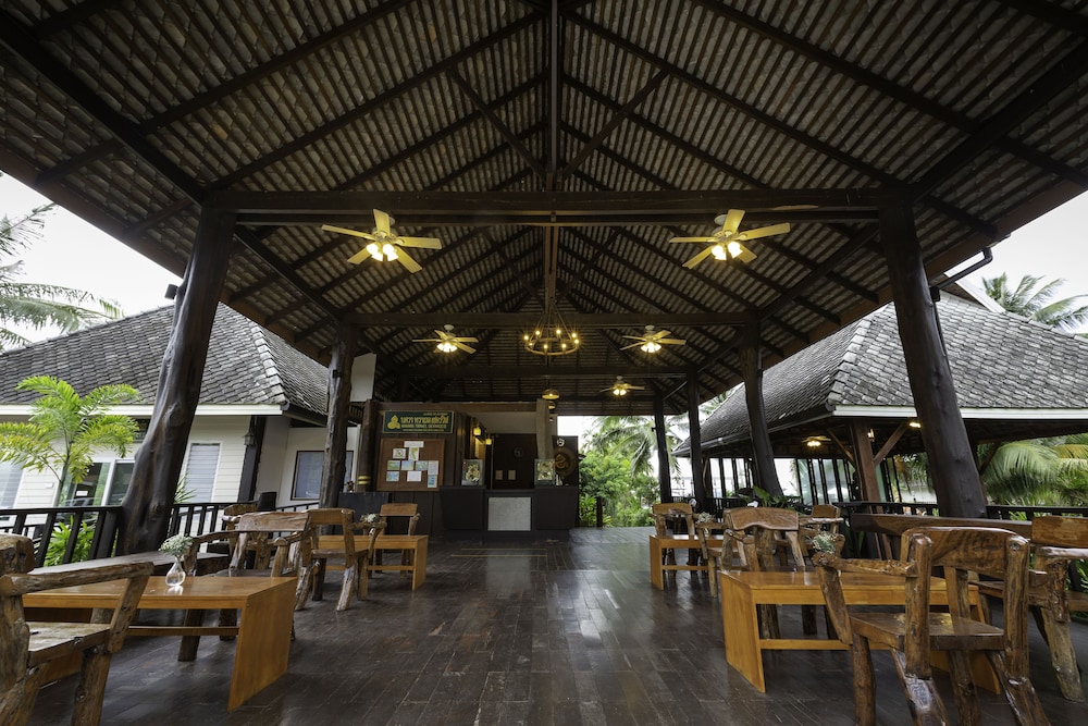 Nakara Long Beach Resort 32/50