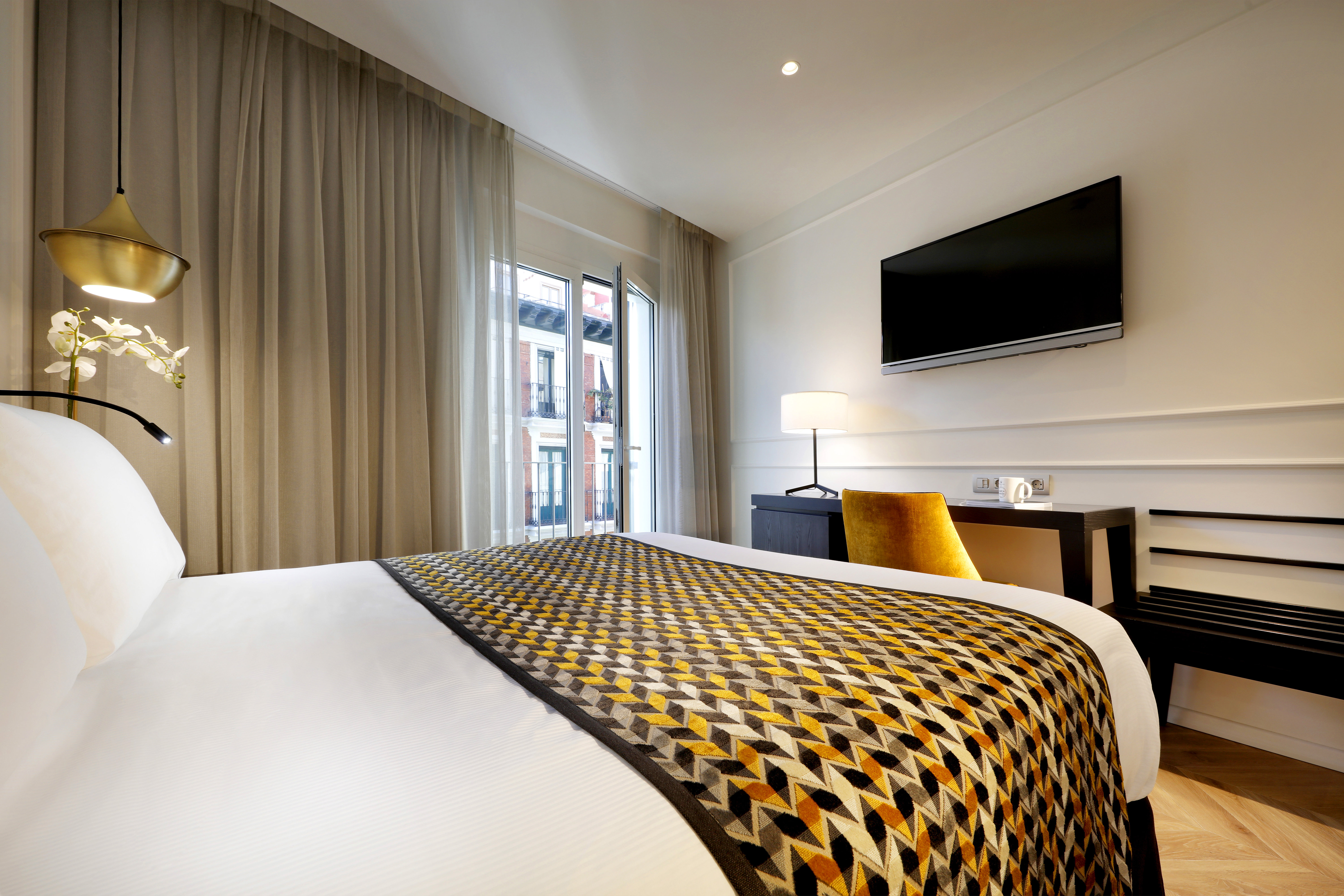 Eurostars Madrid Gran Via 28/84