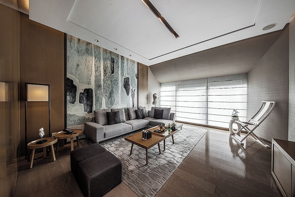 Hui Hotel 43/65