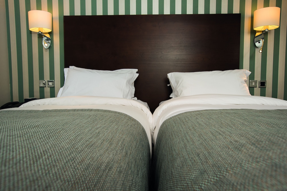Kettering Park Hotel And Spa 10/50