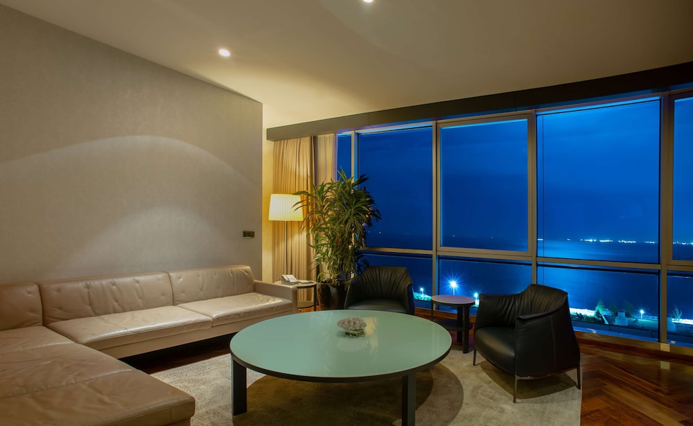 Doubletree By Hilton Hotel Istanbul - Moda 60/90