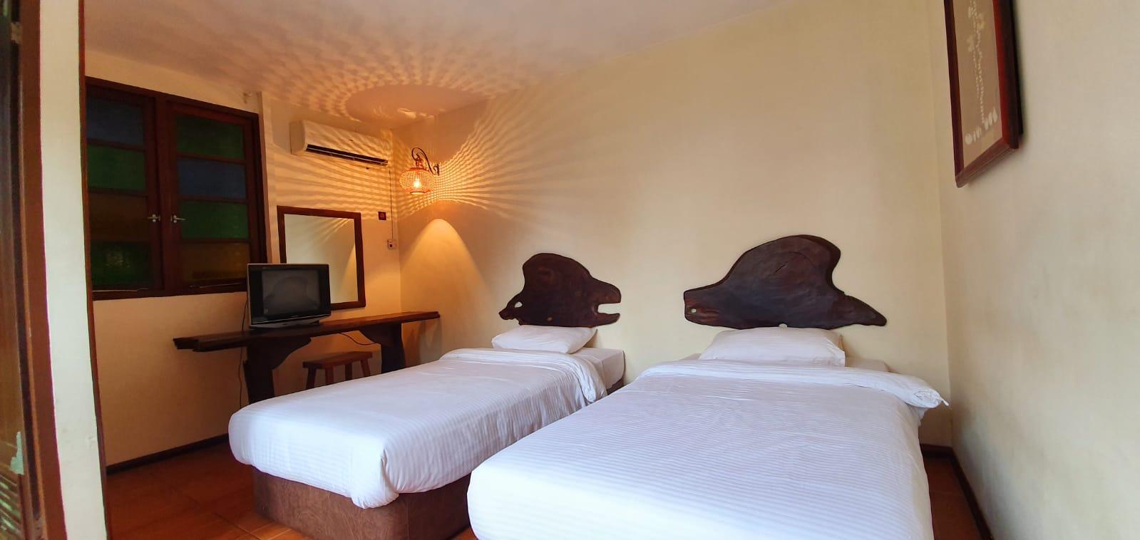 Room, Twin Beds, Adult Only