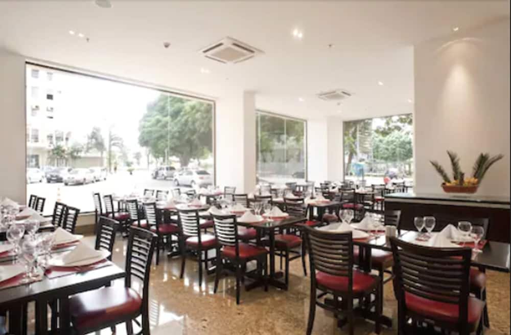 restaurant-cafeteria