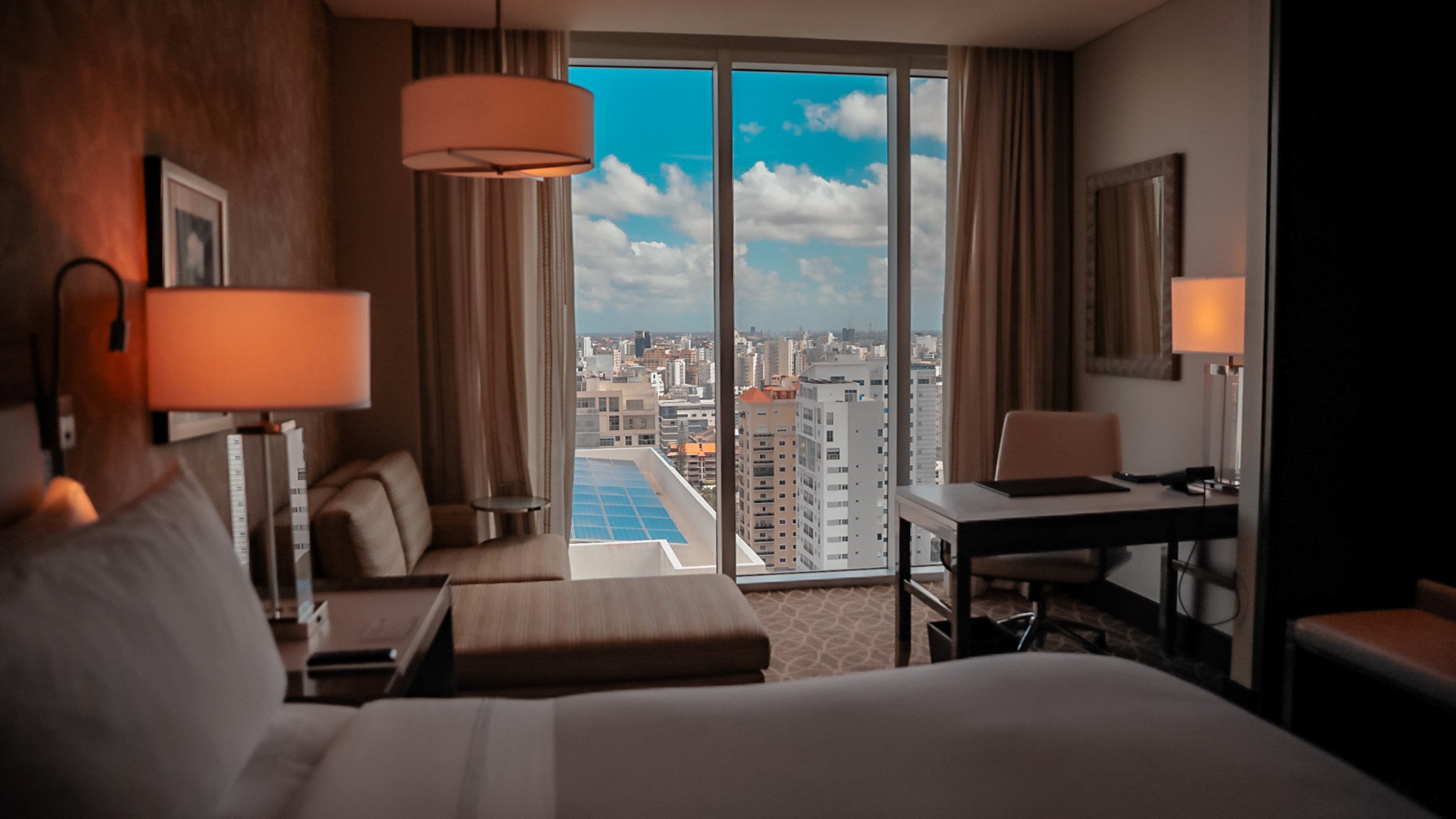 Classic, King Bed, City View, High Floor