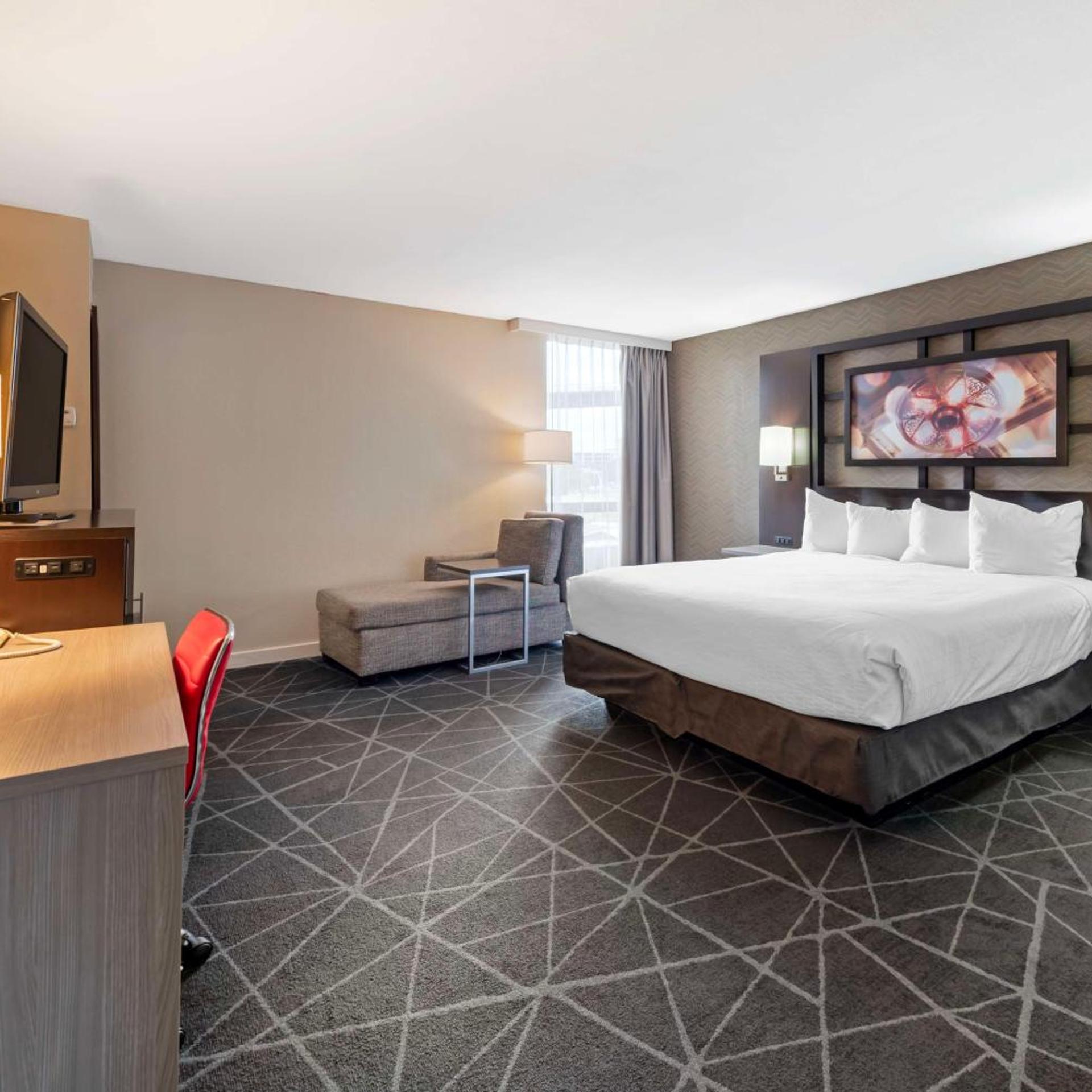 غرفة ديلوكس بسرير كينج، Best Western Plus Austin Central 2/6