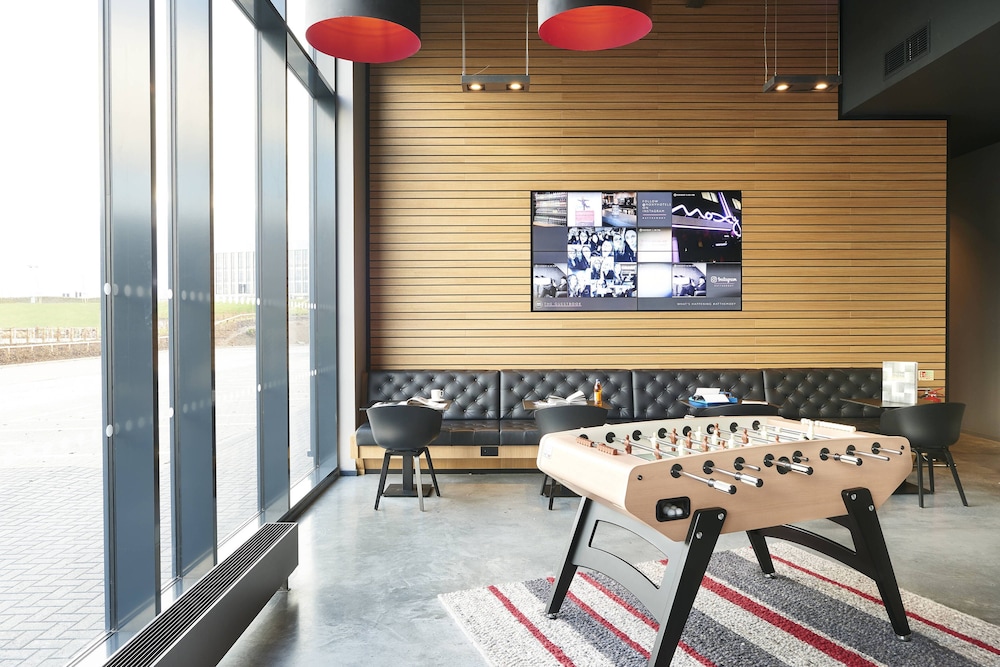 MOXY ABERDEEN AIRPORT 23/47