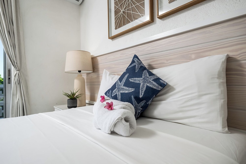 Adulo Apartments 23/48
