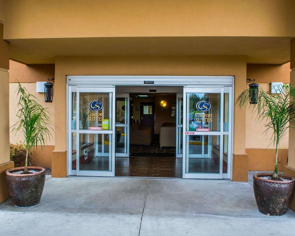 Comfort Suites Southwest 2/45